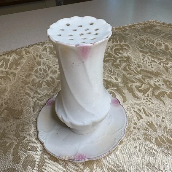 Vintage Porcelain Hat Pin Holder From RS Prussia Brand Germany - Picture 2 of 5